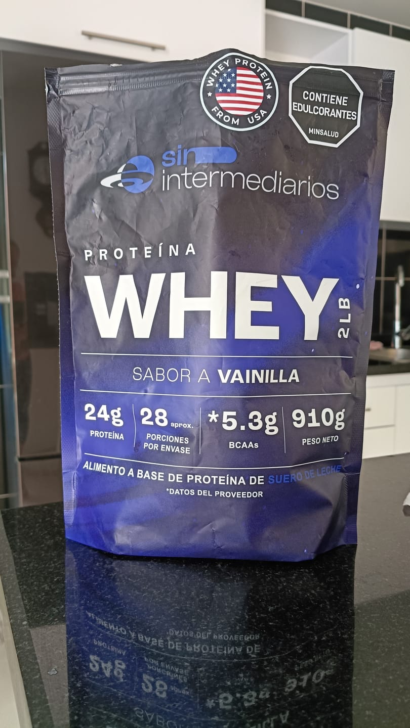 Customer photo review of Proteína Whey - Vainilla