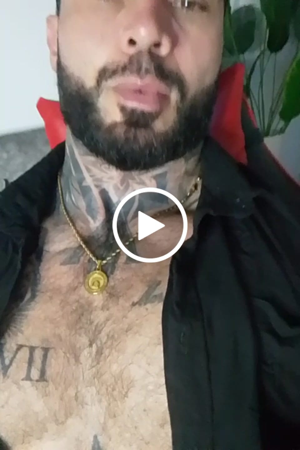Customer video review of Set Spartan Doble cadena Baño Oro 18k