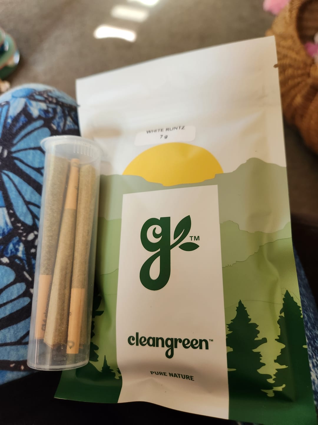 Customer photo review of Blue Dream Pre Roll 1 Gram - 6ct.