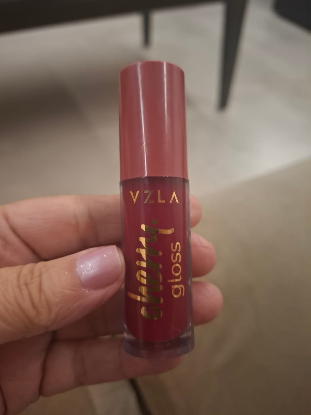 Customer photo review of Cherry Gloss - Vizzela