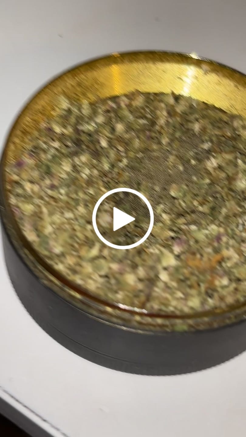 Customer video review of White Russian x Malawi
