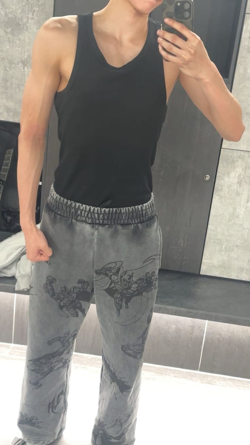 Customer photo review of 2158 - Batman Legends Joggers