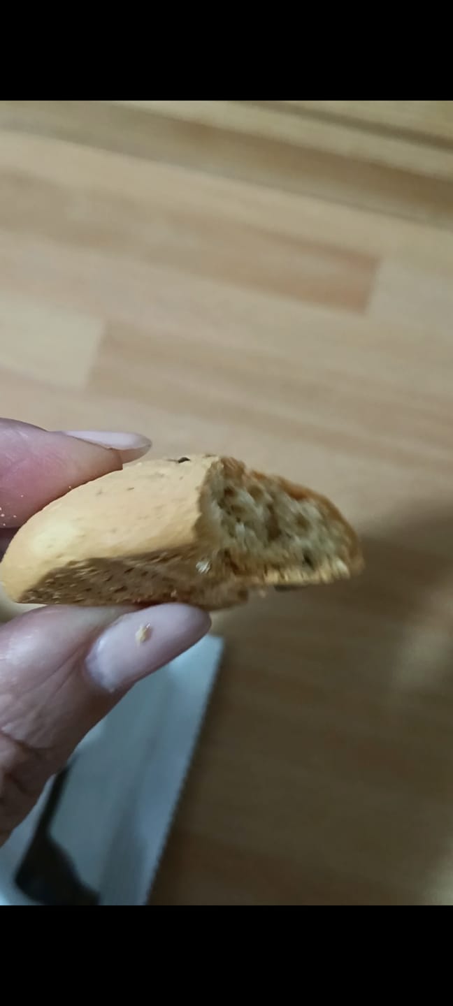 Customer photo review of Frollini proteici con gocce di cioccolato