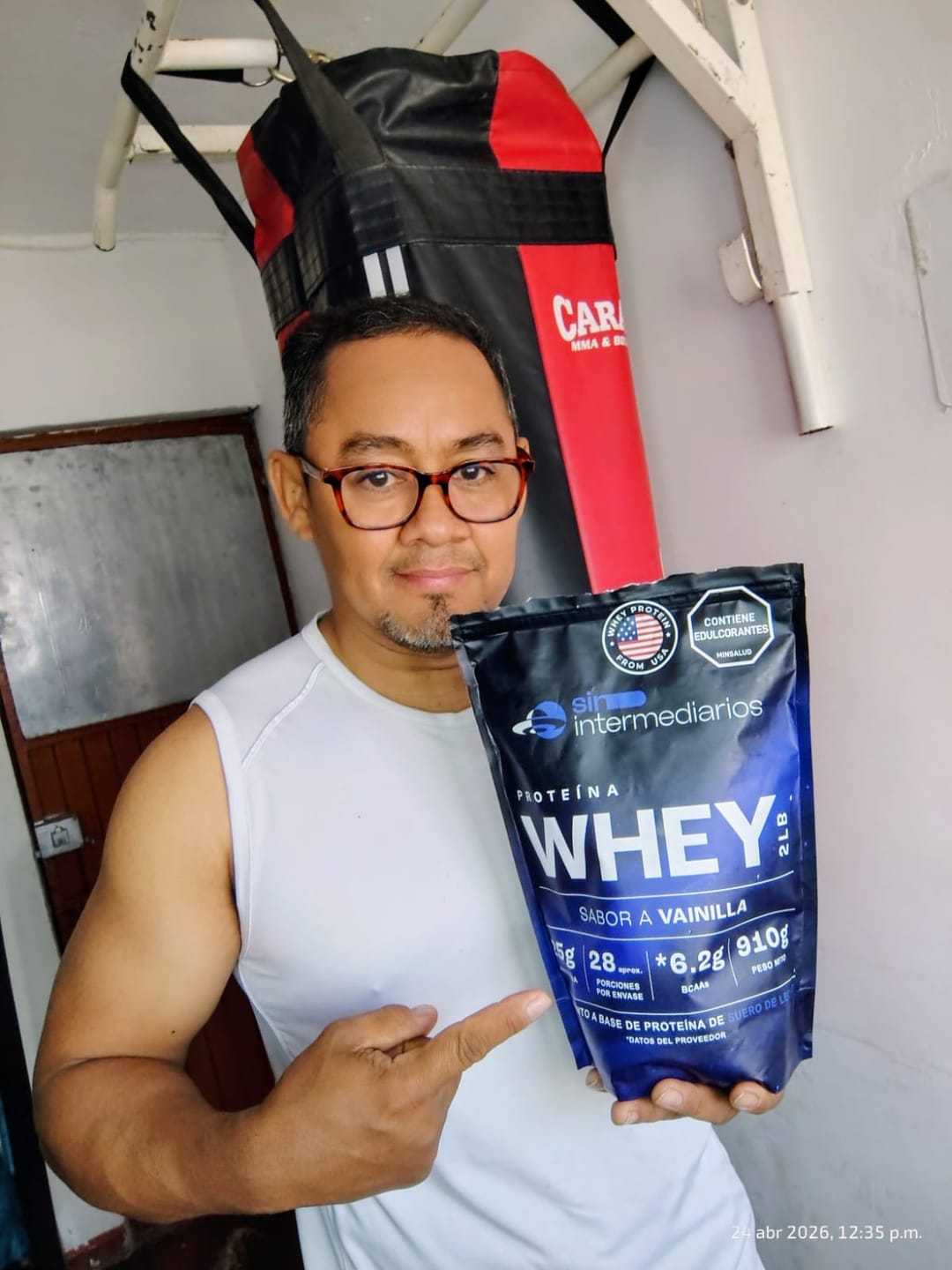 Customer photo review of Proteína Whey