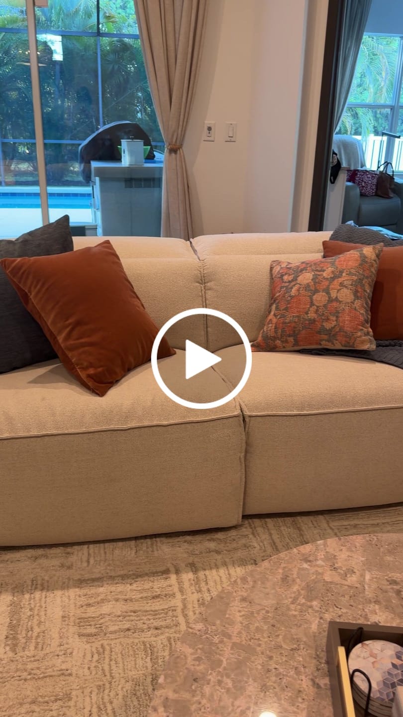 Customer video review of Double Velvet with Floral Bundle