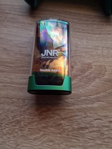 Customer photo review of JNR - Falcon Pro - 28000 Bouffées - 2% de nicotine - Puff Jetable / Vape Disposable