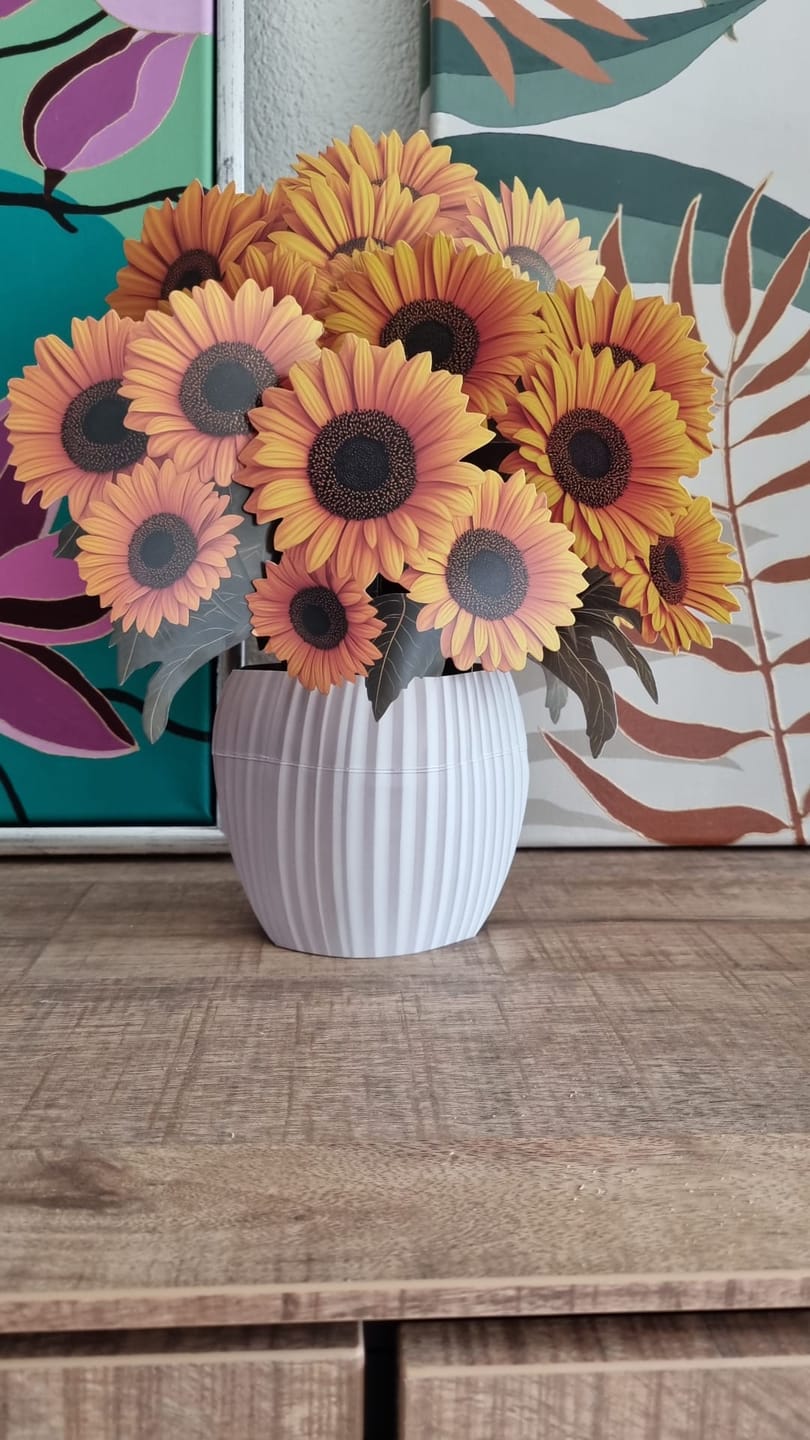 Customer photo review of Sunflower Smiles Pop-Up Bouquet