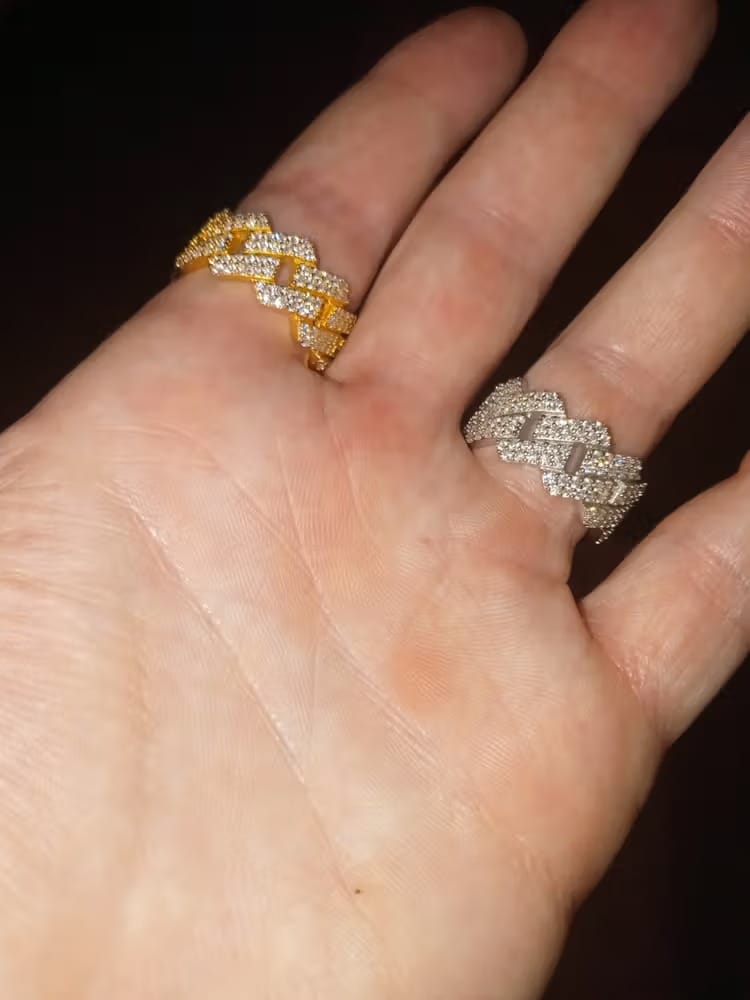 Customer photo review of GL High Jewelry VVS Moissanite Ring Men's Rock Diamond Hip Hop Ring