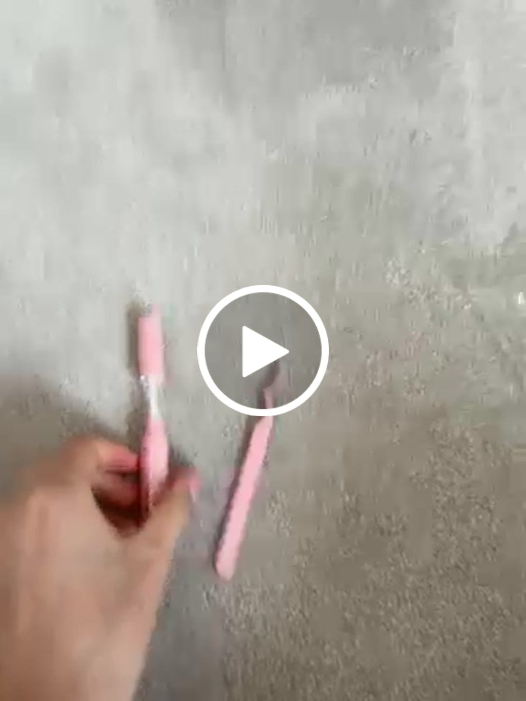 Customer video review of So Attached Lash Glue With Applicator