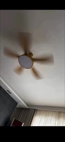 Customer photo review of WOMO Ventiladores de techo con luz Reversible Escandinavo - WM5002