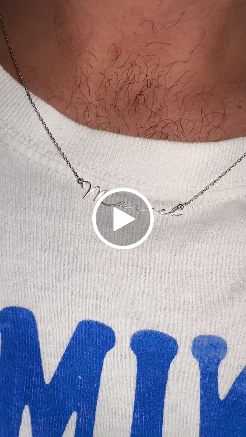 Customer video review of Collar My Name - Personalizado