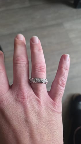 Customer photo review of SIXTEEN STONE SILVER RING