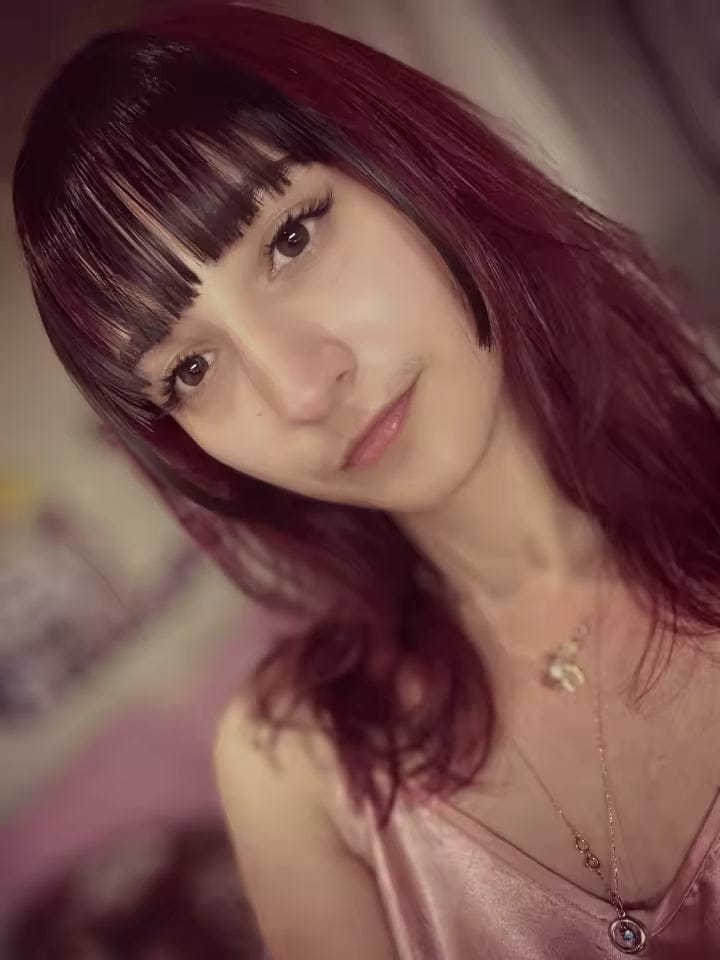 Customer photo review of Remy Clip-In Pony / Fringe