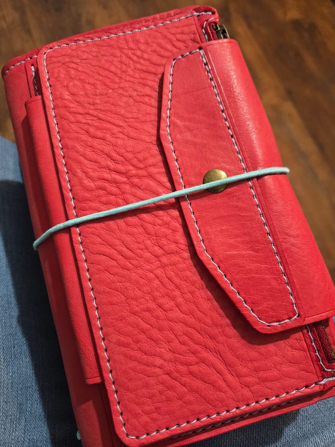 Customer photo review of ApplePig Mix Traveler's Notebook