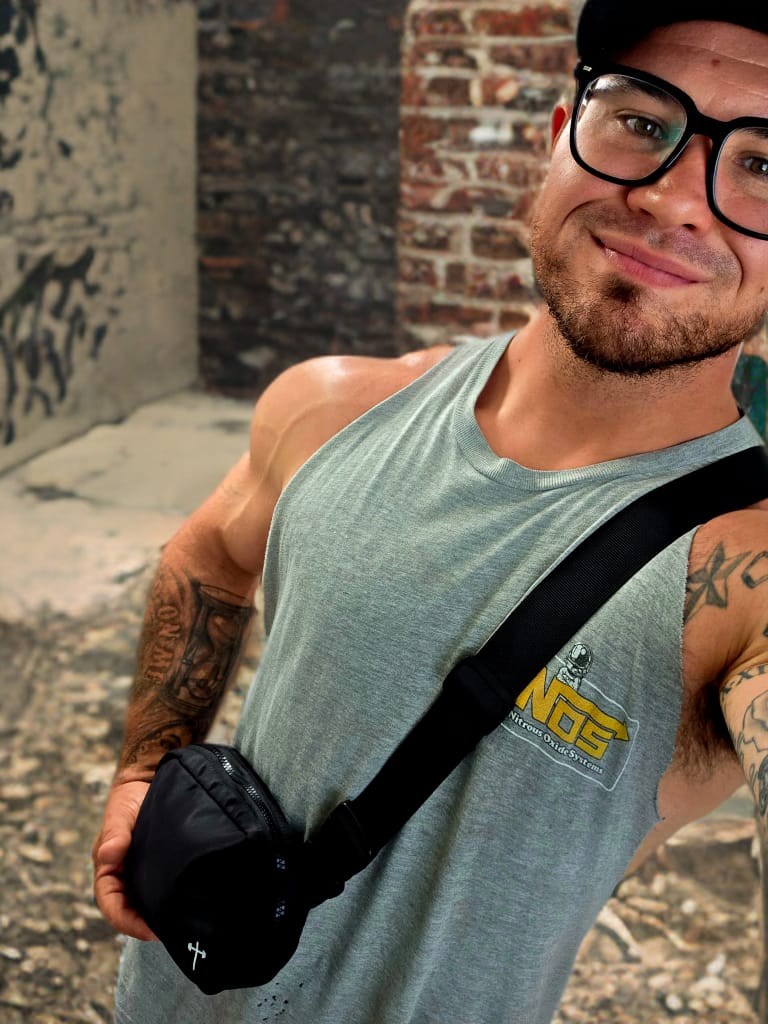 Customer photo review of HolStrength Belt Bag