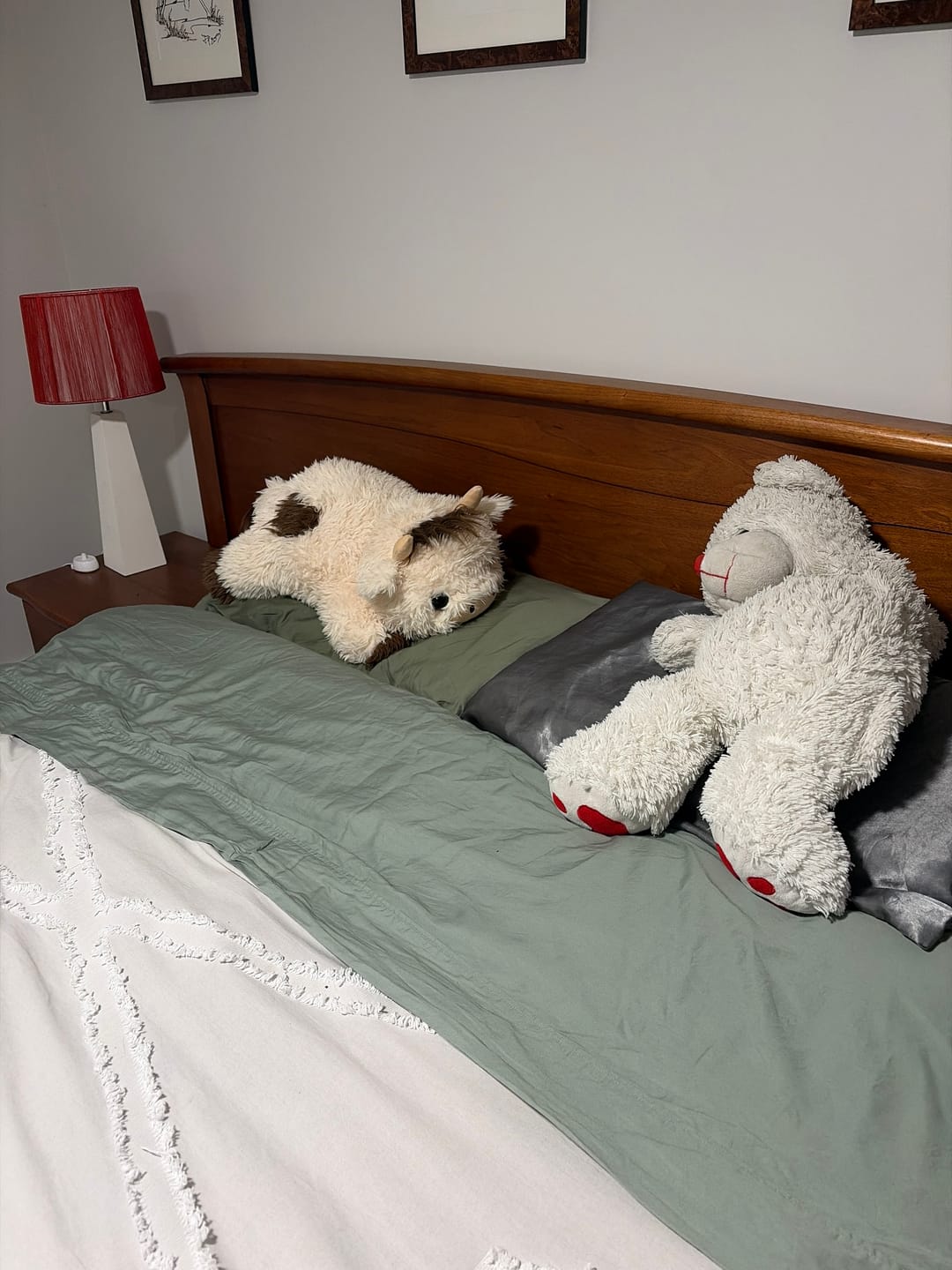 Customer photo review of MeWaii® Brown Cow Fuzzy Long Haired 5lb 23inch Heatable Weighted Stuffed Animals Stress Relief Gift