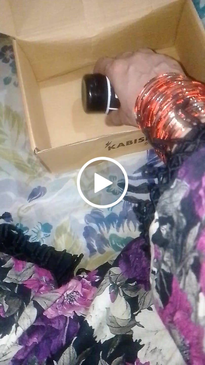 Customer video review of Coffee Face Wash - Revives, Exfoliates & Removes Tan
