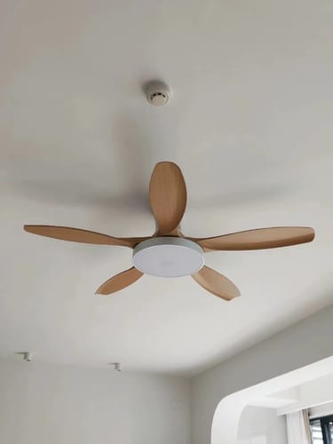 Customer photo review of WOMO Ventiladores de techo con luz Reversible Escandinavo - WM5002