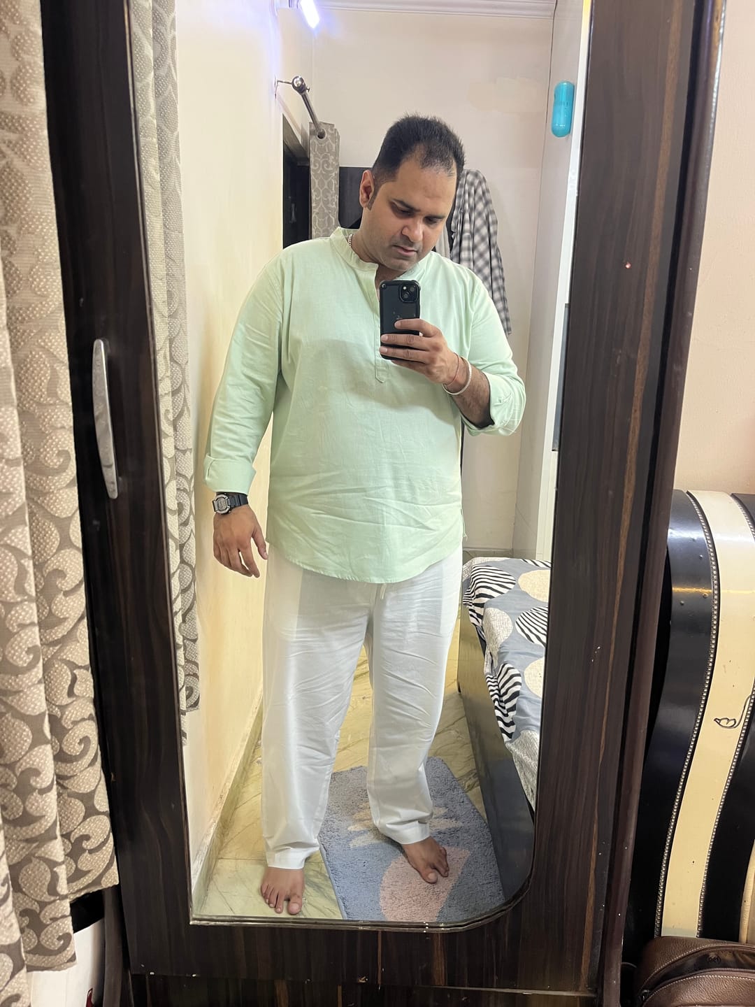Customer photo review of Men White Cotton Pant