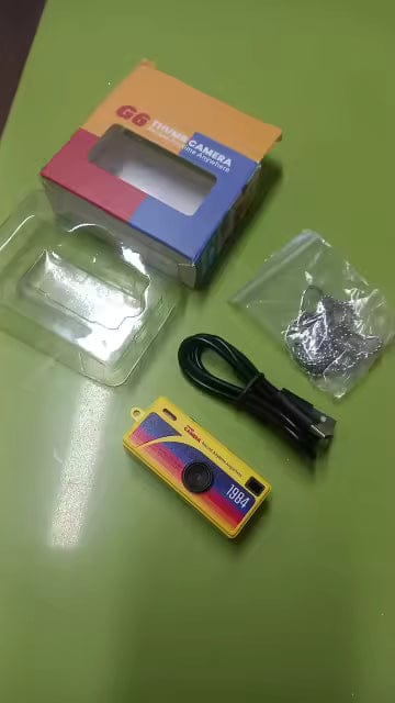 Customer photo review of Flashback Cam™ | Scatta come nei 2000