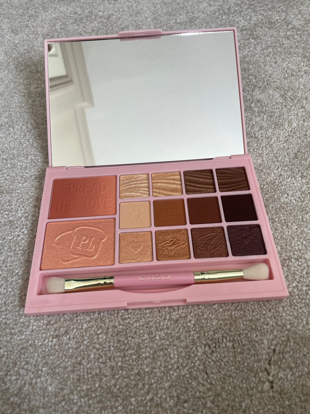 Customer photo review of Breakfast Bites Makeup Palette