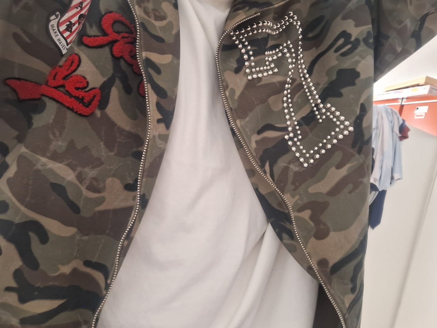 Customer photo review of Aelfric Eden Camo Zip Up Hoodie
