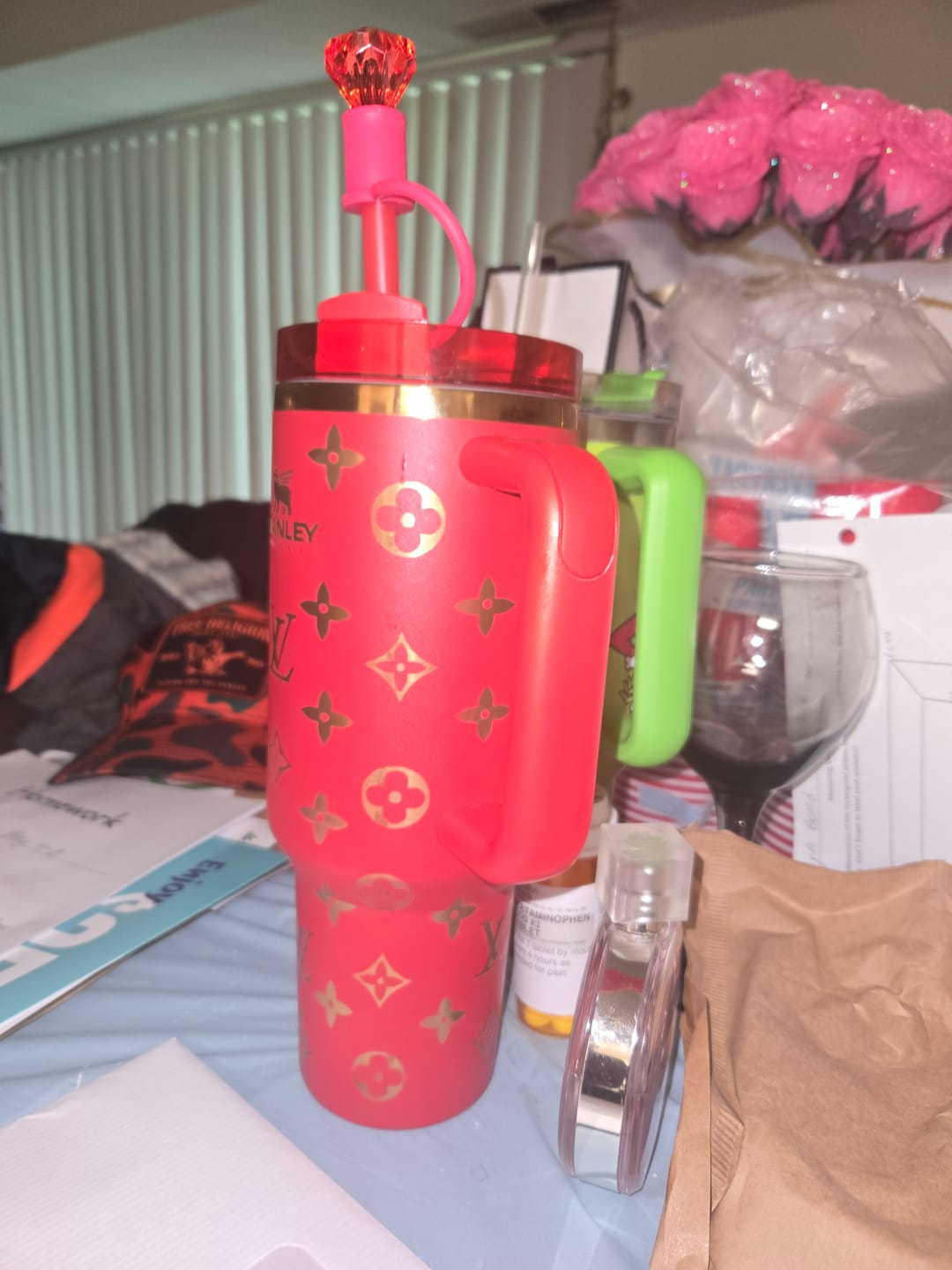 Customer photo review of Festive Tri-Color Diamond Straw Toppers (3-Pack)