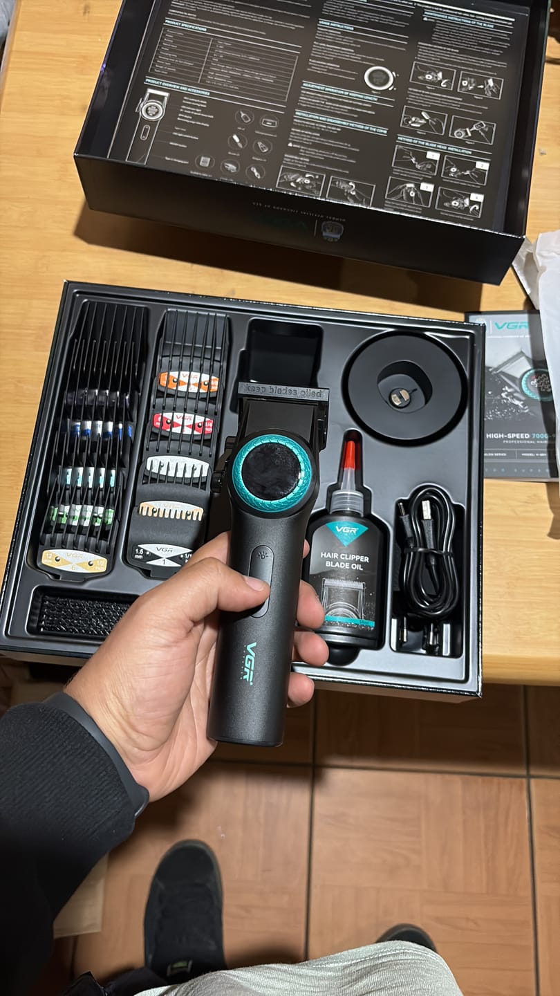 Customer photo review of Combo Todo en Uno – Eleva tu Barbería