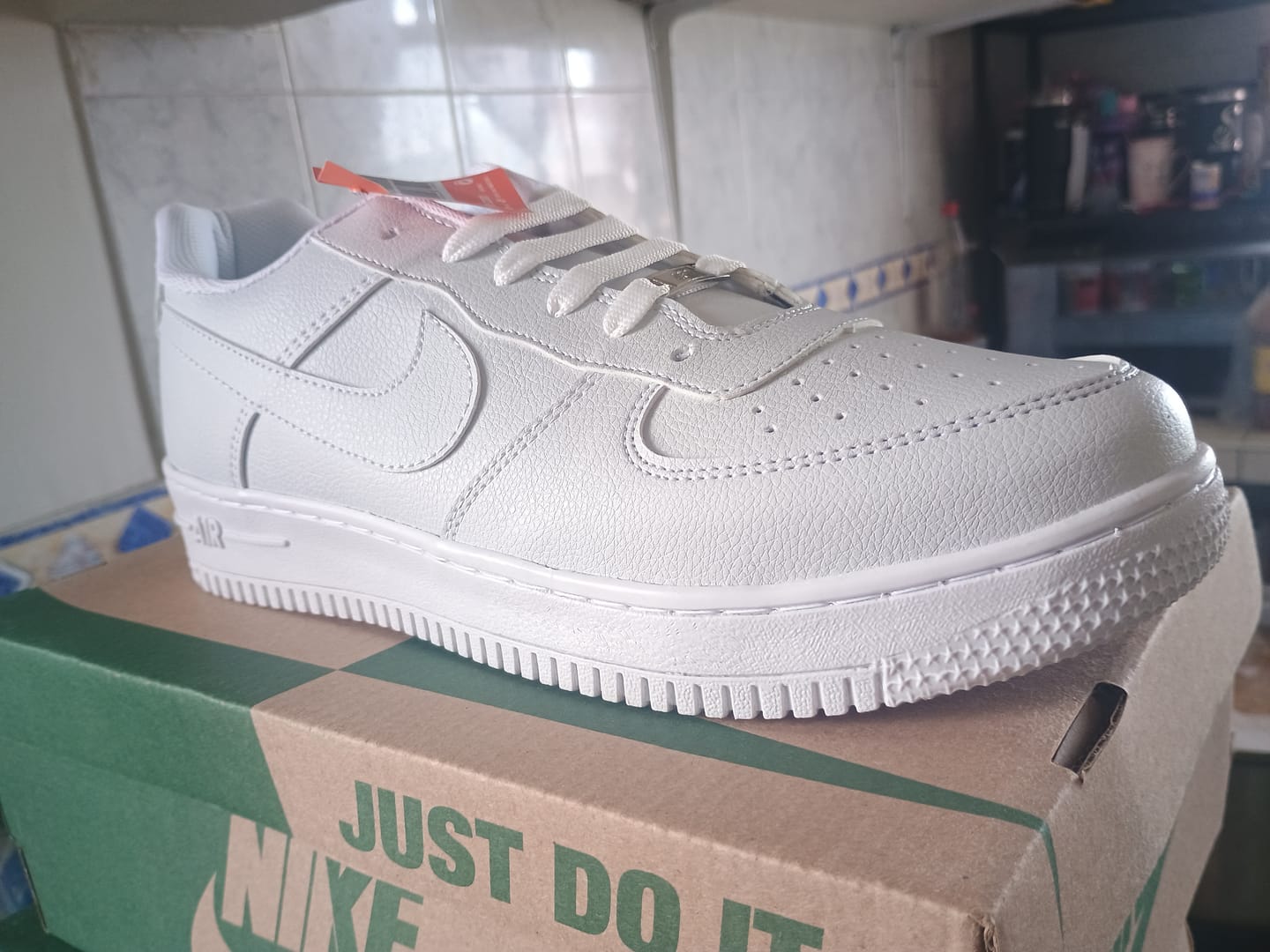 Customer photo review of Paq 6 Pares Tenis 270 Blanco Total 25/28.5