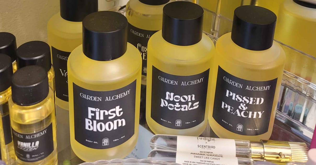 Customer photo review of NEON PETALS BODY OIL
