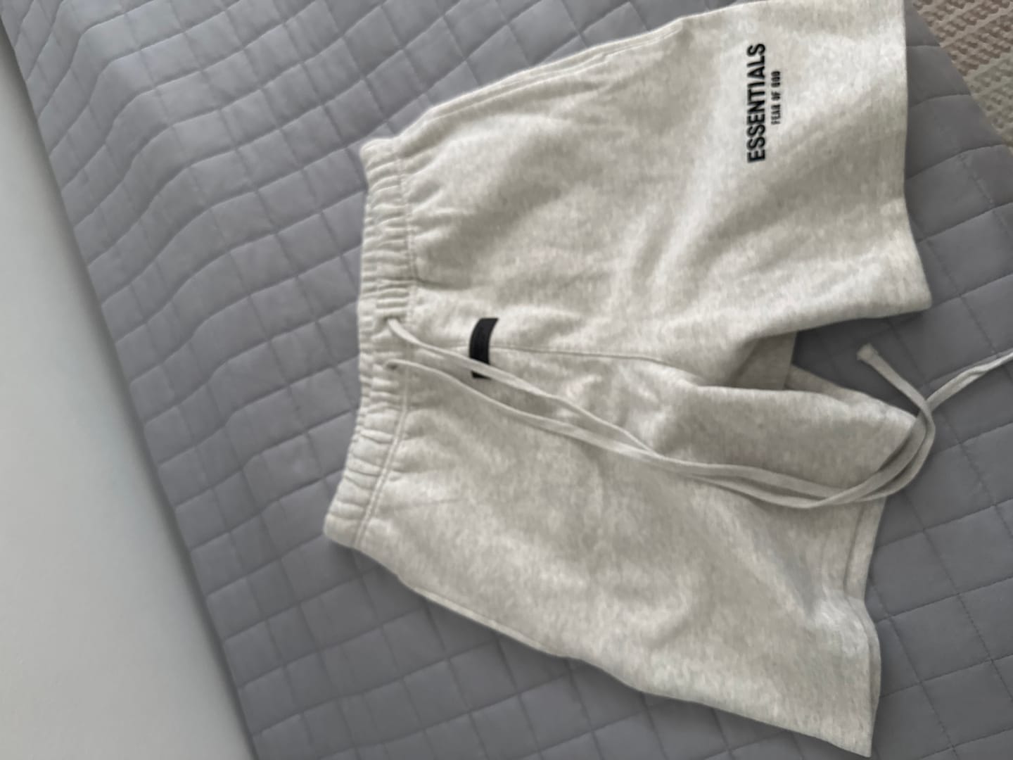 Customer photo review of Fear of God Essentials Sweatshort Light Oatmeal