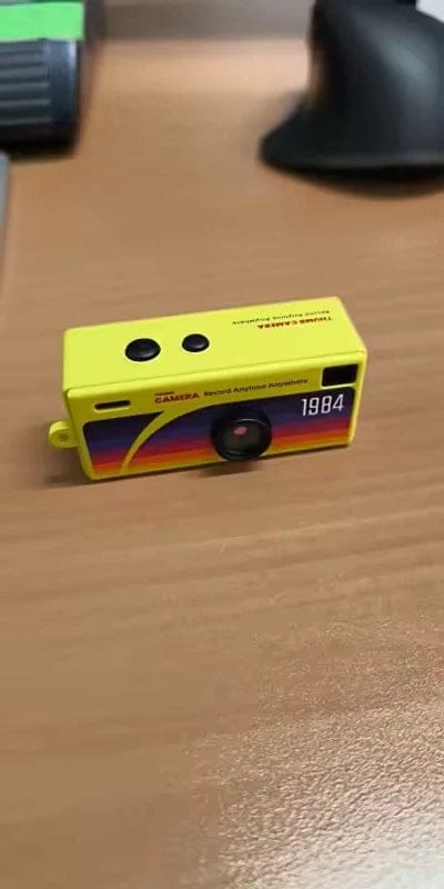 Customer photo review of Flashback Cam™ | Scatta come nei 2000