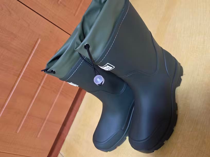 Customer photo review of Uniwersalne Wodoodporne Buty Outdoor – Antypoślizgowe z Trwałego PVC