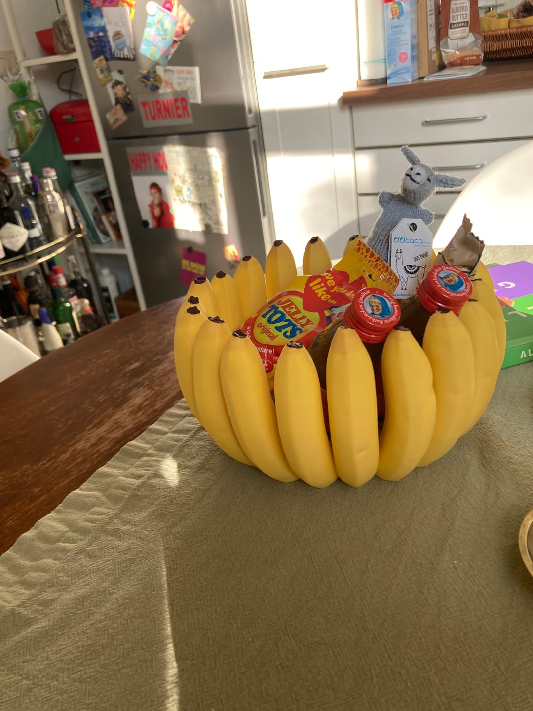 Customer photo review of Bananen-Schale – Moderne Bananen-Bowl in drei Größen für stilvolle Obstaufbewahrung