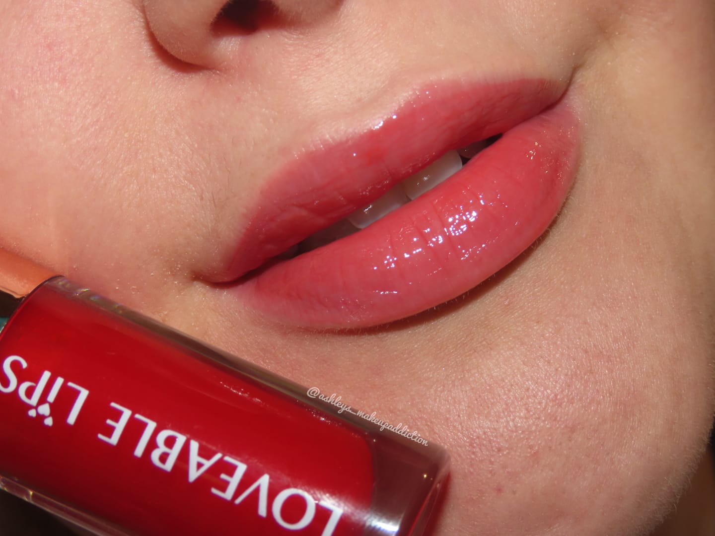 Customer photo review of Rosewood Kiss Lip Gloss