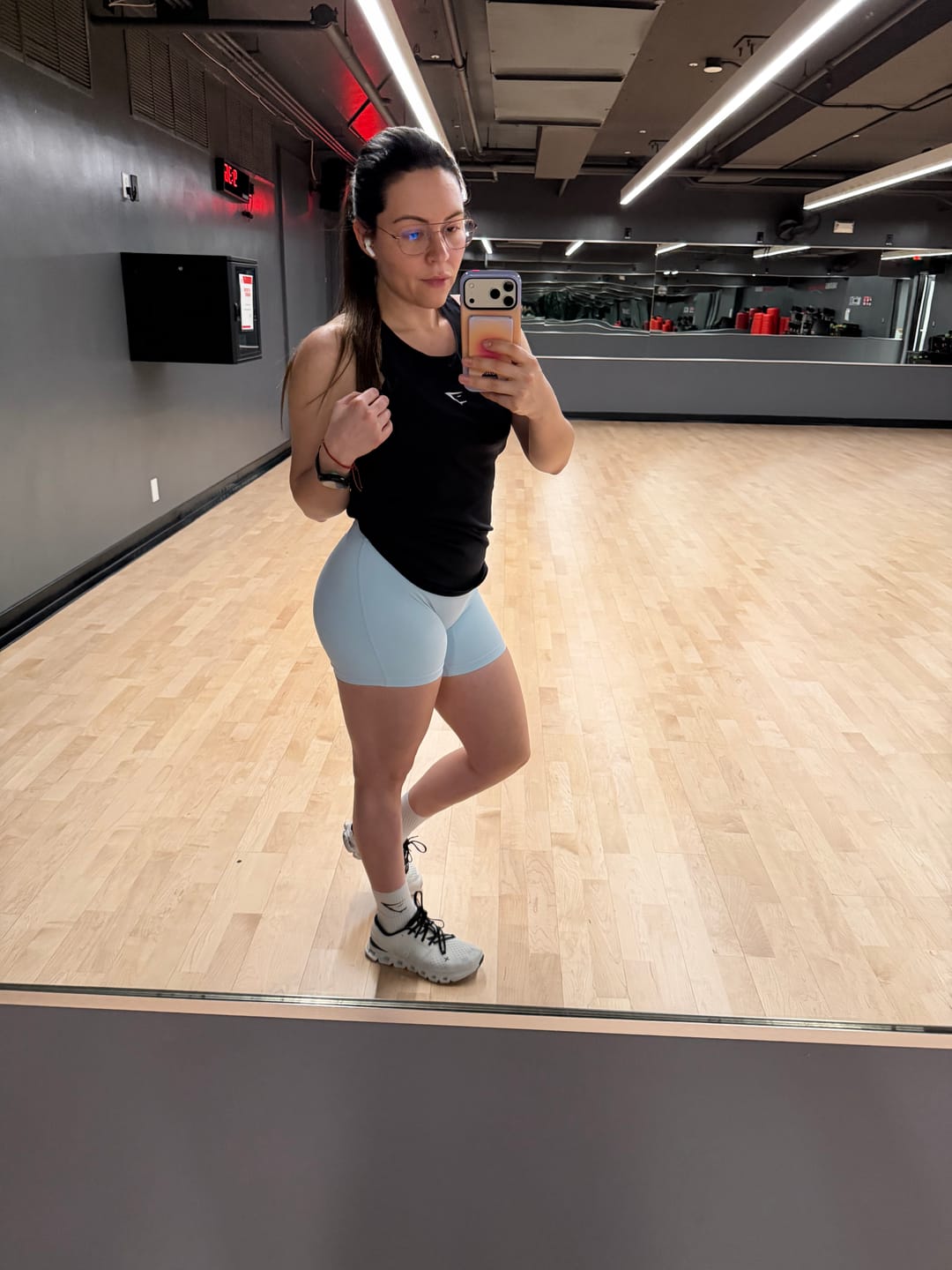 Customer photo review of W130 Amore Scrunch Shorts