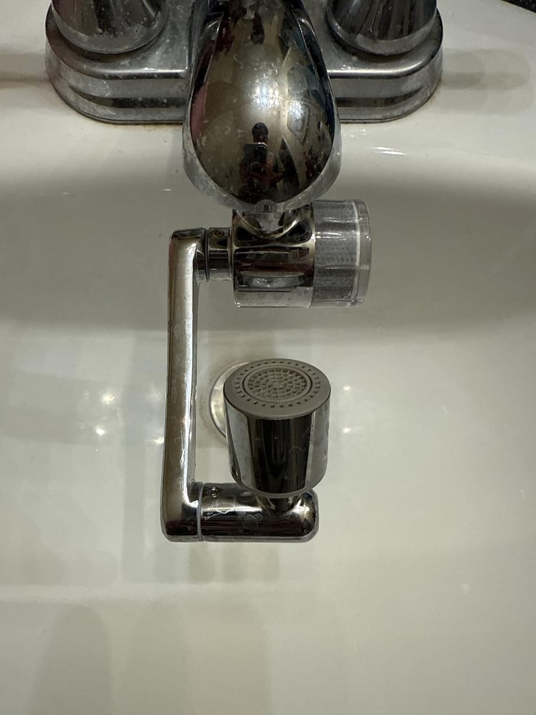 Customer photo review of Frizzlife 1080° Rotating Faucet Extender with Filter, FF1080