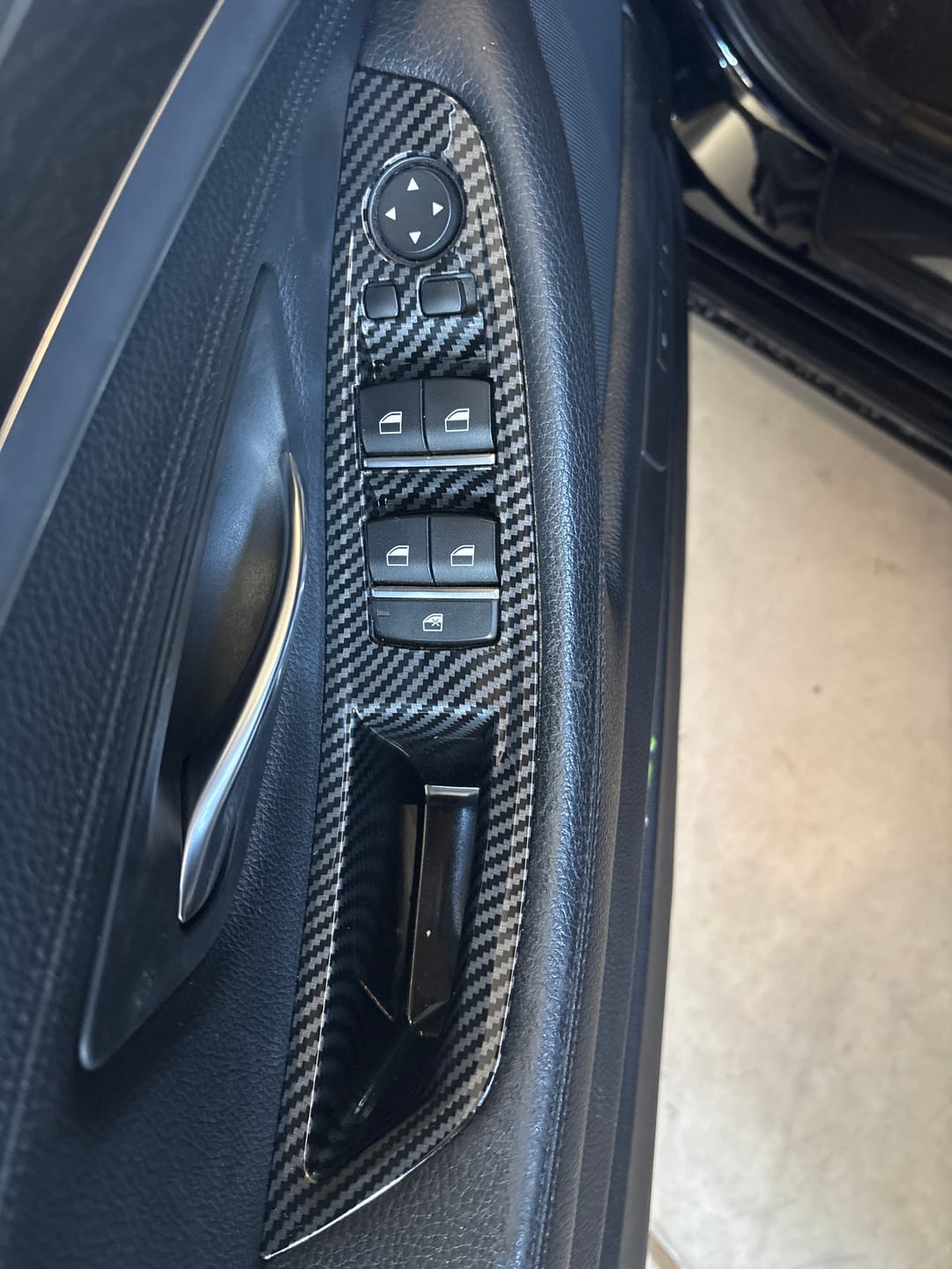 Customer photo review of For BMW 5 Series F10/F11 Inner Door Handle Cover Set – No-Disassembly Fix for Sticky/Melting Handles (2011–2017)