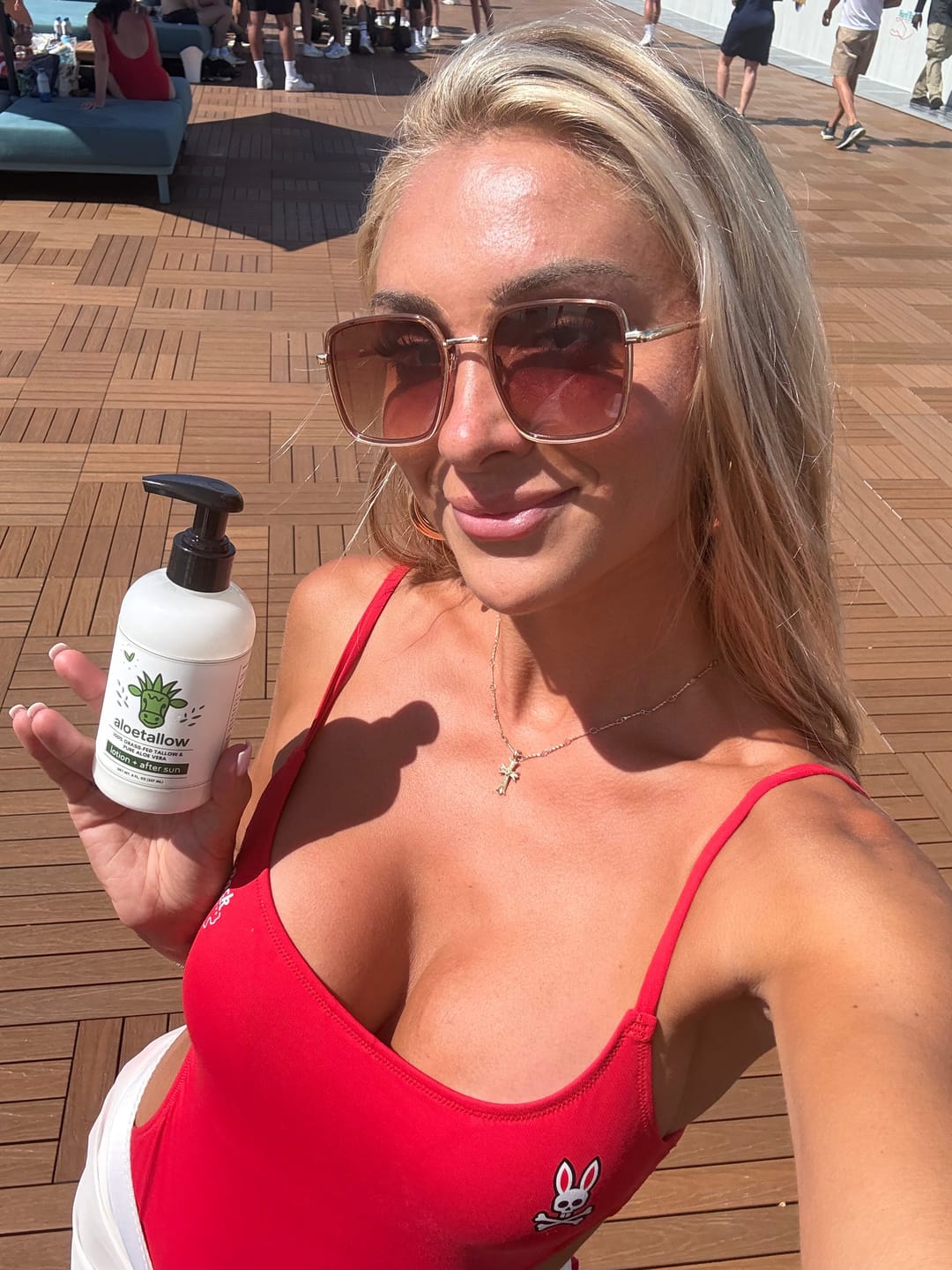 Customer photo review of AloeTallow Clean Hydration Lotion - Tallow + Aloe | 8 Clean Ingredients