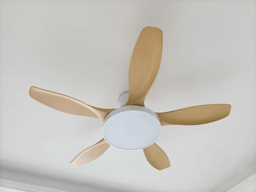 Customer photo review of WOMO Ventiladores de techo con luz Reversible Escandinavo - WM5002