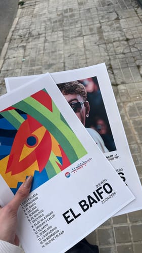 Reseña con foto de un cliente sobre BUENAS NOCHES