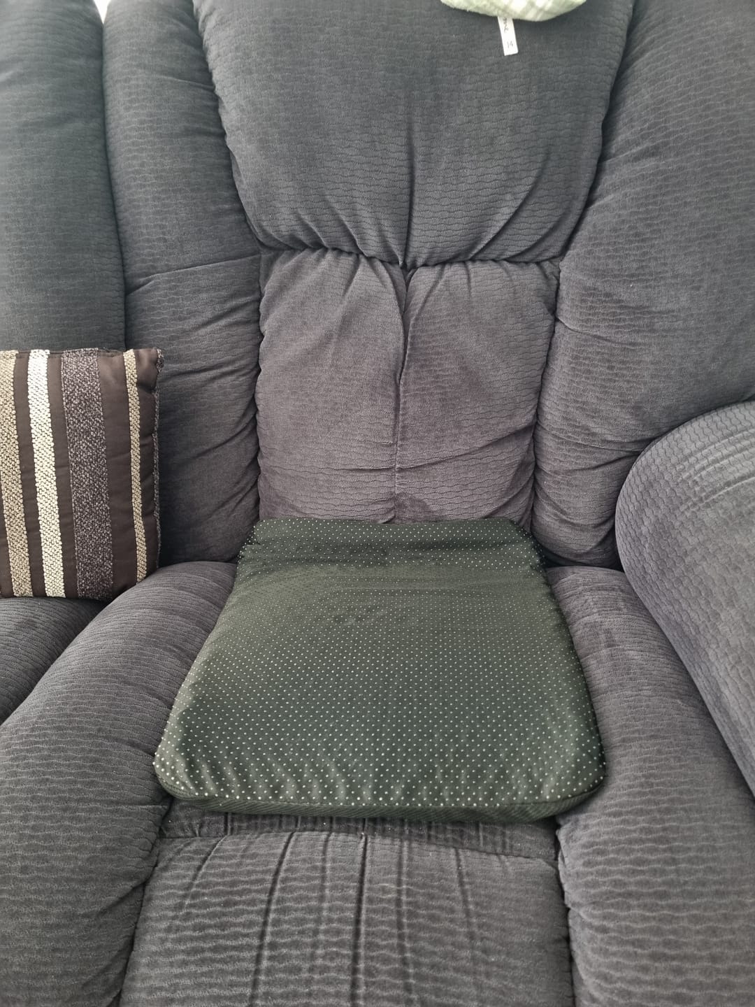 Customer photo review of Advanced Orthopaedic Pressure Relief Cushion
