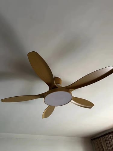 Customer photo review of WOMO Ventiladores de techo con luz Reversible Escandinavo - WM5002