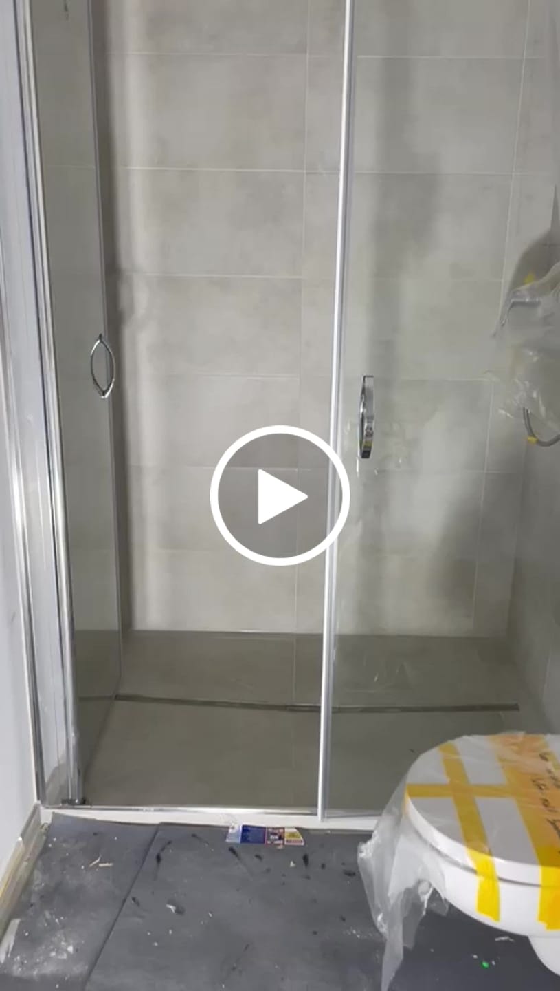 Customer video review of Duschtür Nische mit Pendeltür, Duschkabine Nischentür Dusche - Klarglas