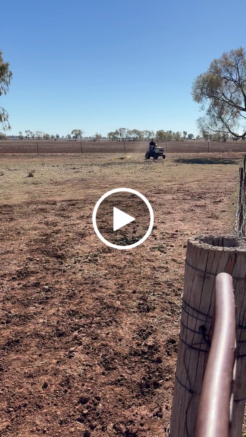 Customer video review of Scoop'N'Tow Manure Scooper / Paddock Field Cleaner + Trailer