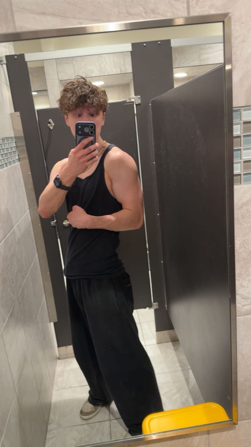 Customer photo review of 2099 - Batman Stealth Sweats