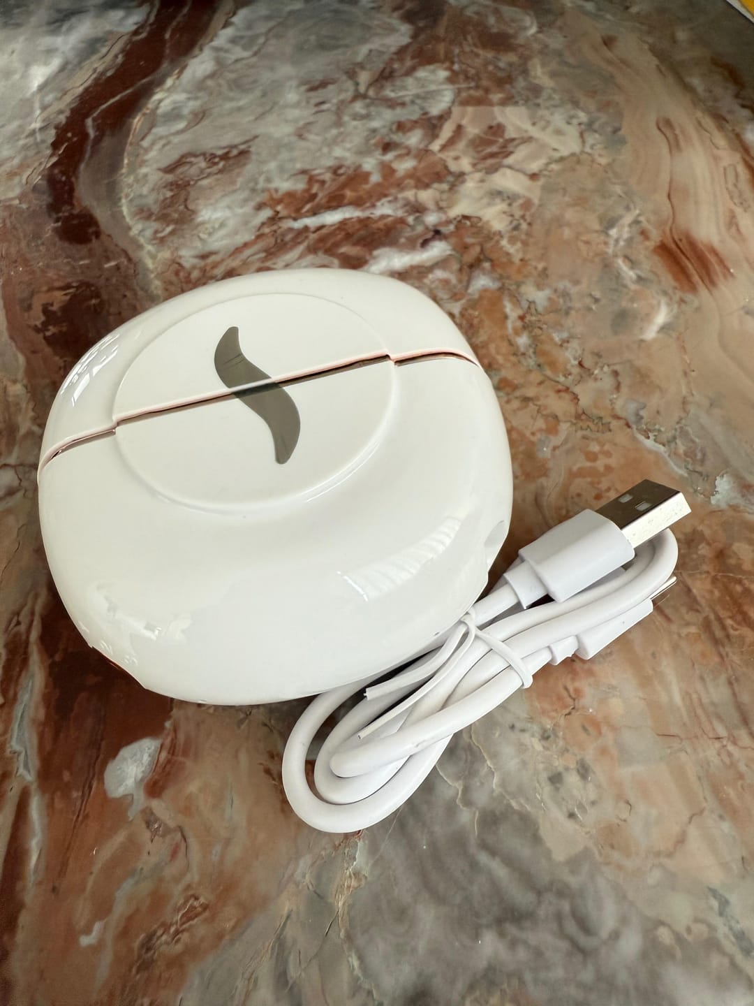 Customer photo review of HairSnapper Brush | Ritocchi hi-tech da borsa per un look sempre curato