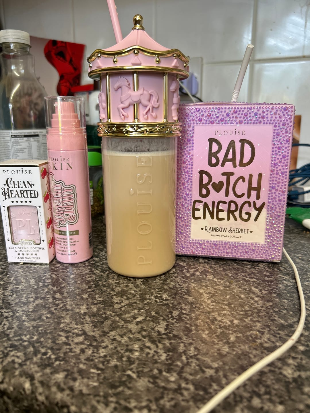 Kundebildeanmeldelse av Milkshake Cup Mystery Bundle