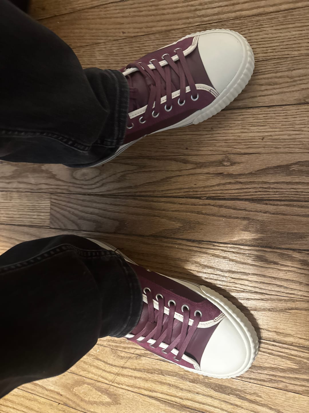 Customer photo review of Center Vintage Low-Top Burgundy/Antique White