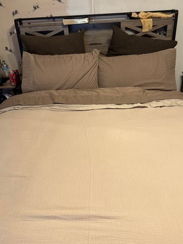 Customer photo review of MarshMellow Comforter